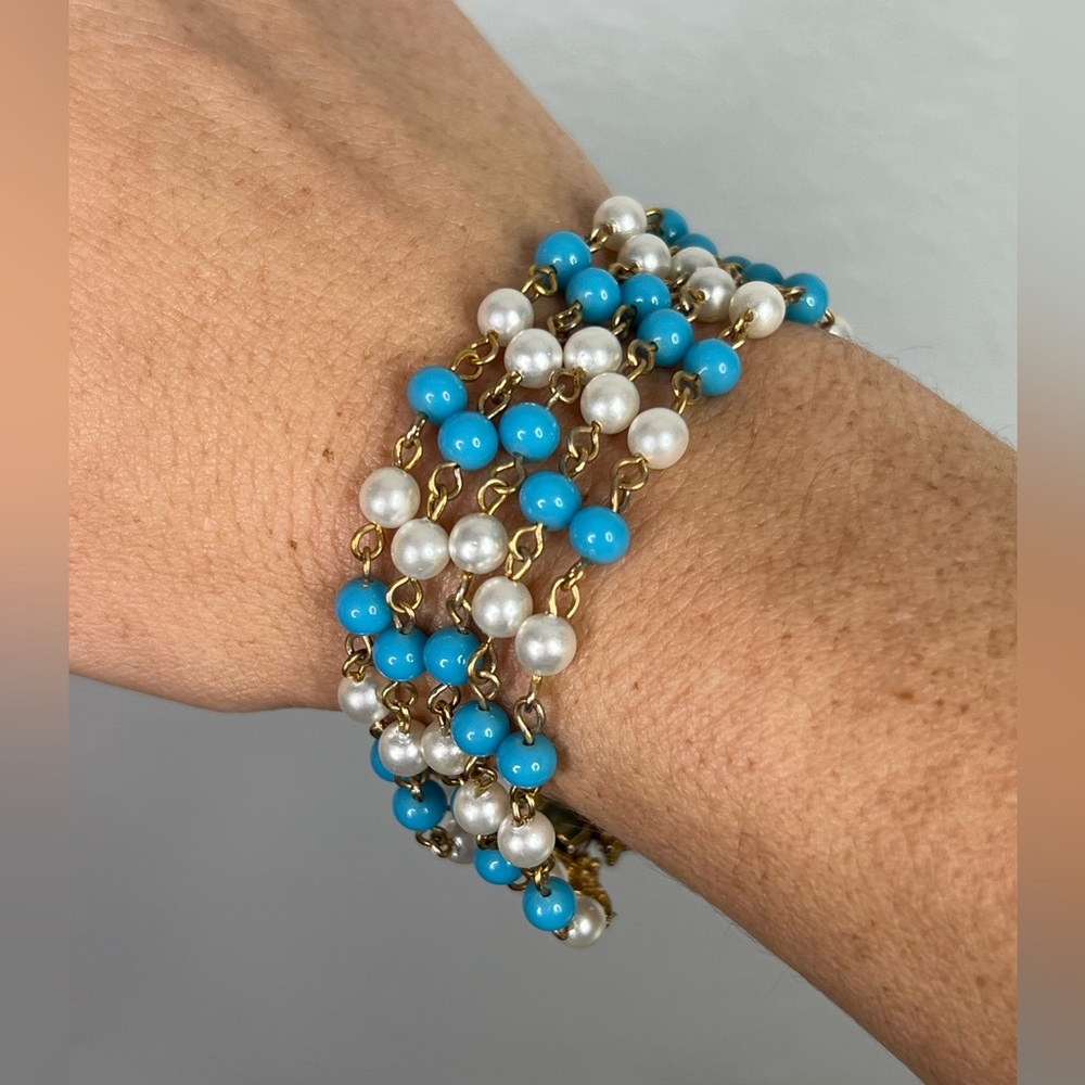 Vintage costume bracelet glass beads